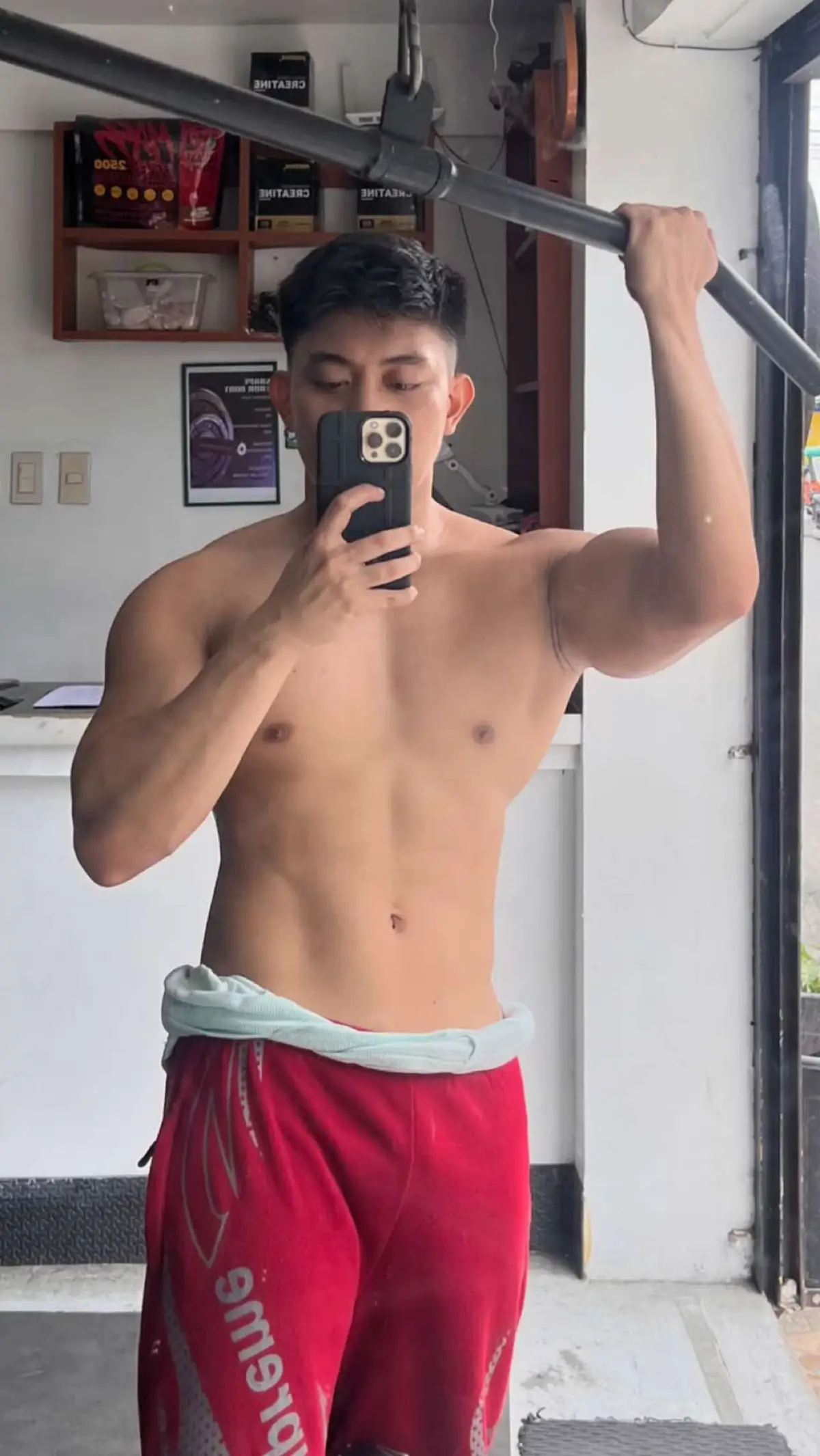 #fyp #foryou #foryoupage #trending #biceps #gym #tiktokph #tiktoker #viral #abs #handsome #kilikili #sarap #pinoy #cutie #pogi #pitstop #gwapongpinoy 