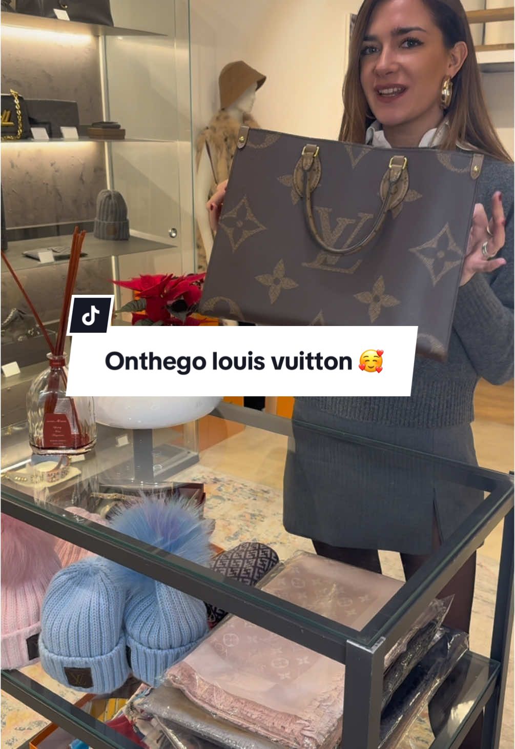Nuovo arrivo: Onthego Louis Vuitton MM #borsalouisvuitton #louisvuitton #secondamano #nuoviarrivi 
