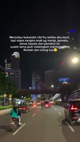 Entah bisa merubah nasib, Atau hanya sekedar menyambung Hidup, aku bangga bisa bertempur se jauh ini... 