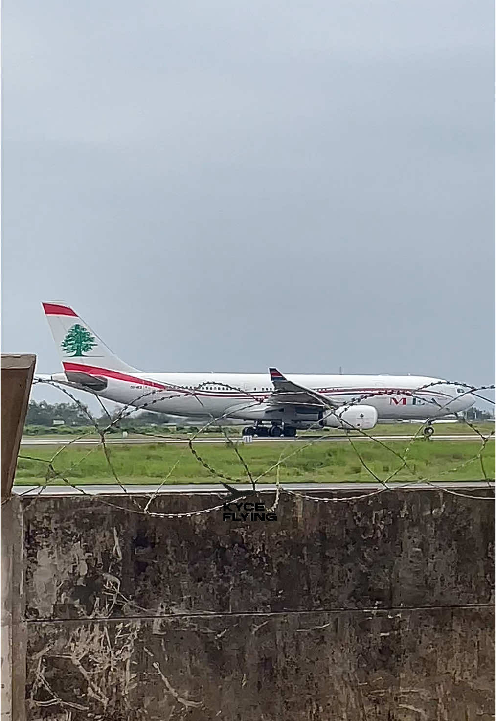 🇱🇧 MEA576 Airbus A330-243 OD-MEB MEA @Middle East Airlines  . . . . . . . . #kyceflying #abidjan225🇨🇮 #tiktokcotedivoire🇨🇮  #tiktokcotedivoire🇨🇮tiktok225 #cotedivoire #airport #fyp #aviationdaily #cotedivoire🇨🇮 