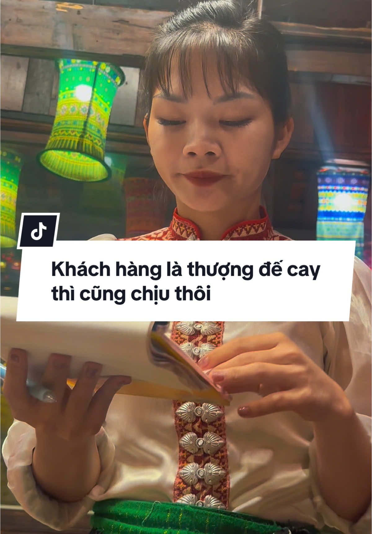 Cay ông khách này lắm rồi đấy #amthucbanem #teambanem #hoangpook #cogainguoithai #cogiaobanem #về_bản_em 