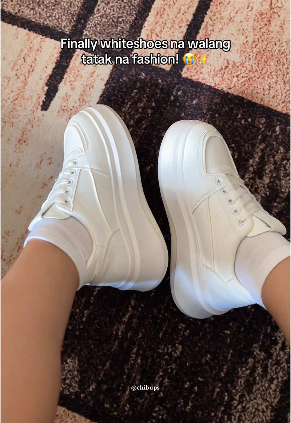 Tagal ko na naghahnap ng shoes na ganto dito lang pala kita makikita huhu✨🥹 #whiteshoes #shoesrecommendation #fyp 