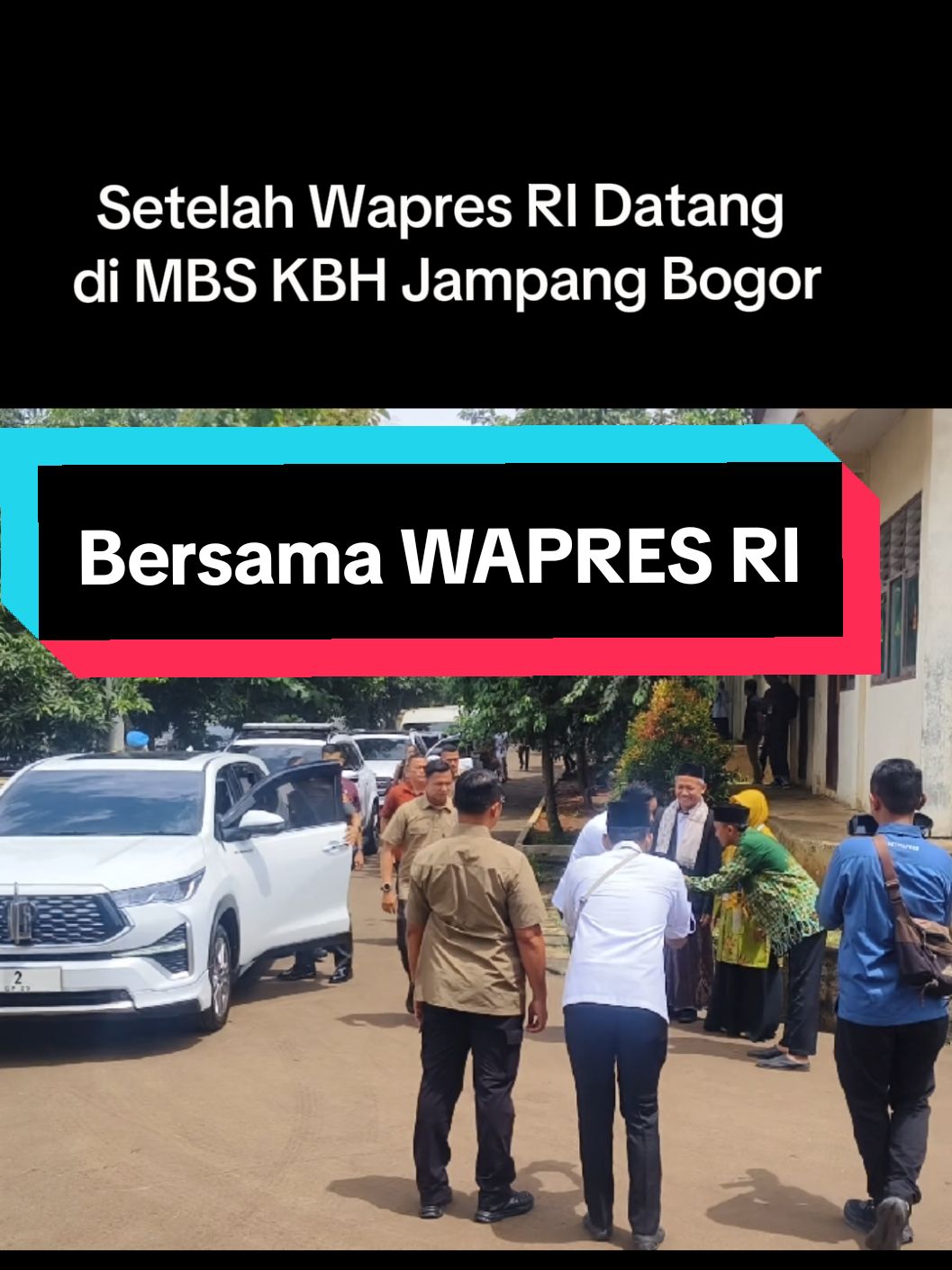 menyambut kehadiran mas @gibran_rakabuming di MBS Ki Bagus Hadikusumo Jampang Bogor.  #gibran #wapresgibran #santrikeren #mbskbh 