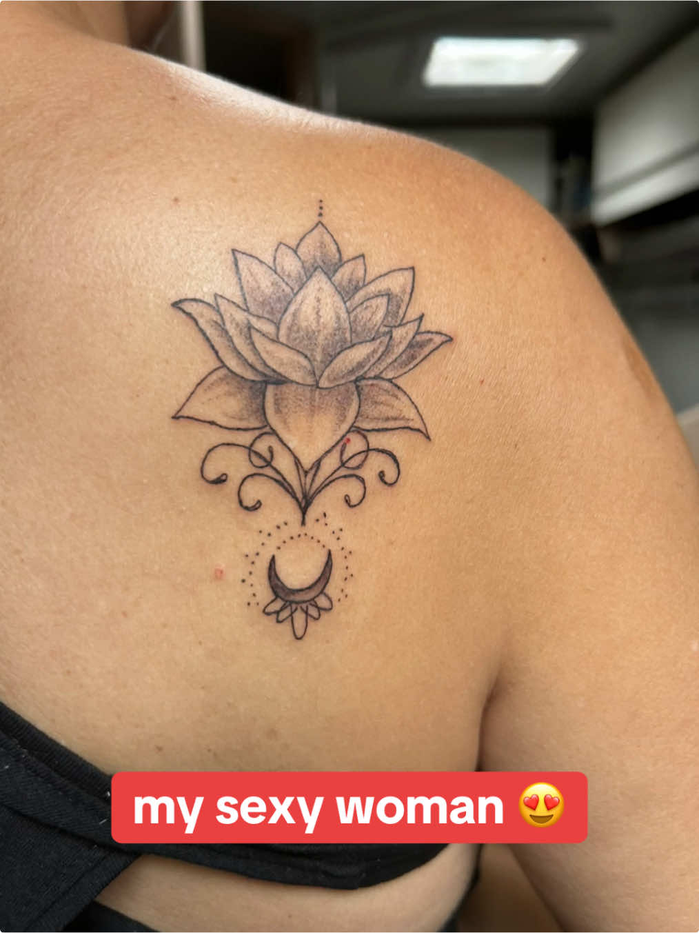 #tik_tok #viral_video #girls #reels #spain #torrevieja #woman #tattoo #tattoos #tattooartist #tattooideas #lotus #tattoolover #tattootiktok 