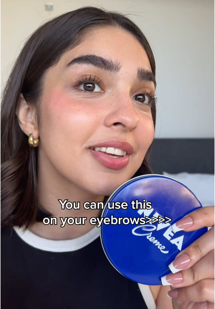 Multi-purpose magic! Moisturizer ✅ Make-up remover ✅ Overnight mask ✅ Brows in place ✅ How else are you using it?   #NIVEA #moisturizer #removemakeup #eyebrows @saniya 