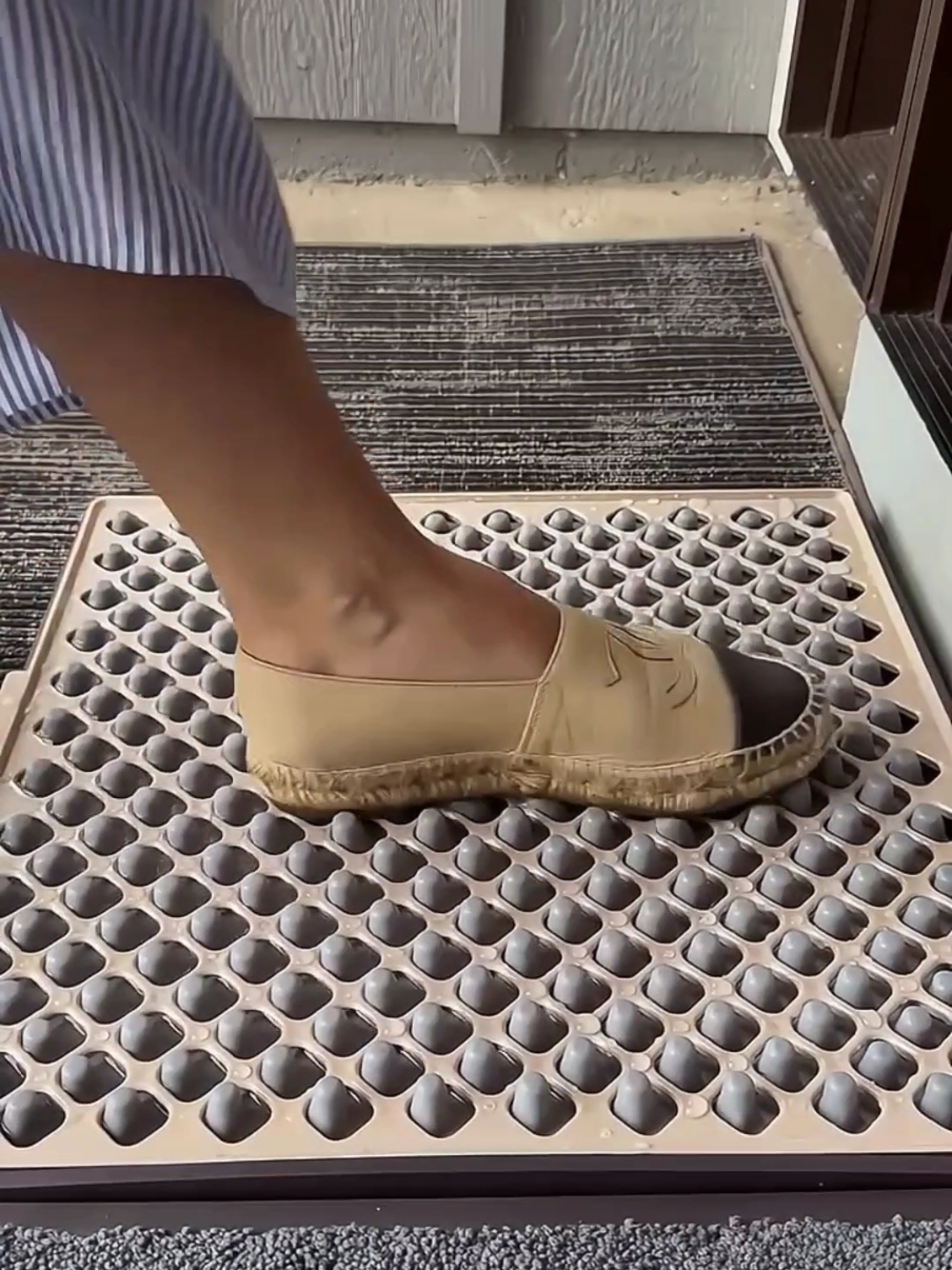 Amazon Shoe Cleaning Doormat ✨️  All Products Link's in Bio Go  Amazon Storefront Search ( Home Finds )  You Find These Products  This video is being shared for promotional purposes or to assist others, and its original owner is @elnazhamai  #tiktokmademebuyit #tiktokmademebuythis #tiktokfinds #fyp #foryou #viral #gadget #amazonfinds #amazonmusthaves #amazonhomefinds #goodthings #house #homesweethome #bkowners #homeCleaning #cleaninghacks #doormat #doormats #shoecleaningdoormat #amazonhomecleaning 