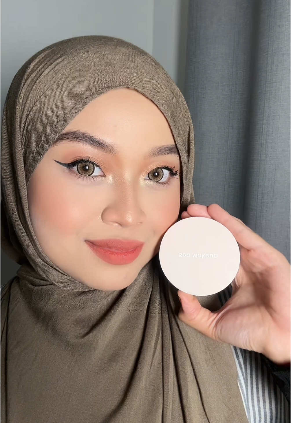 Sea make up setting powder never disappoint me 