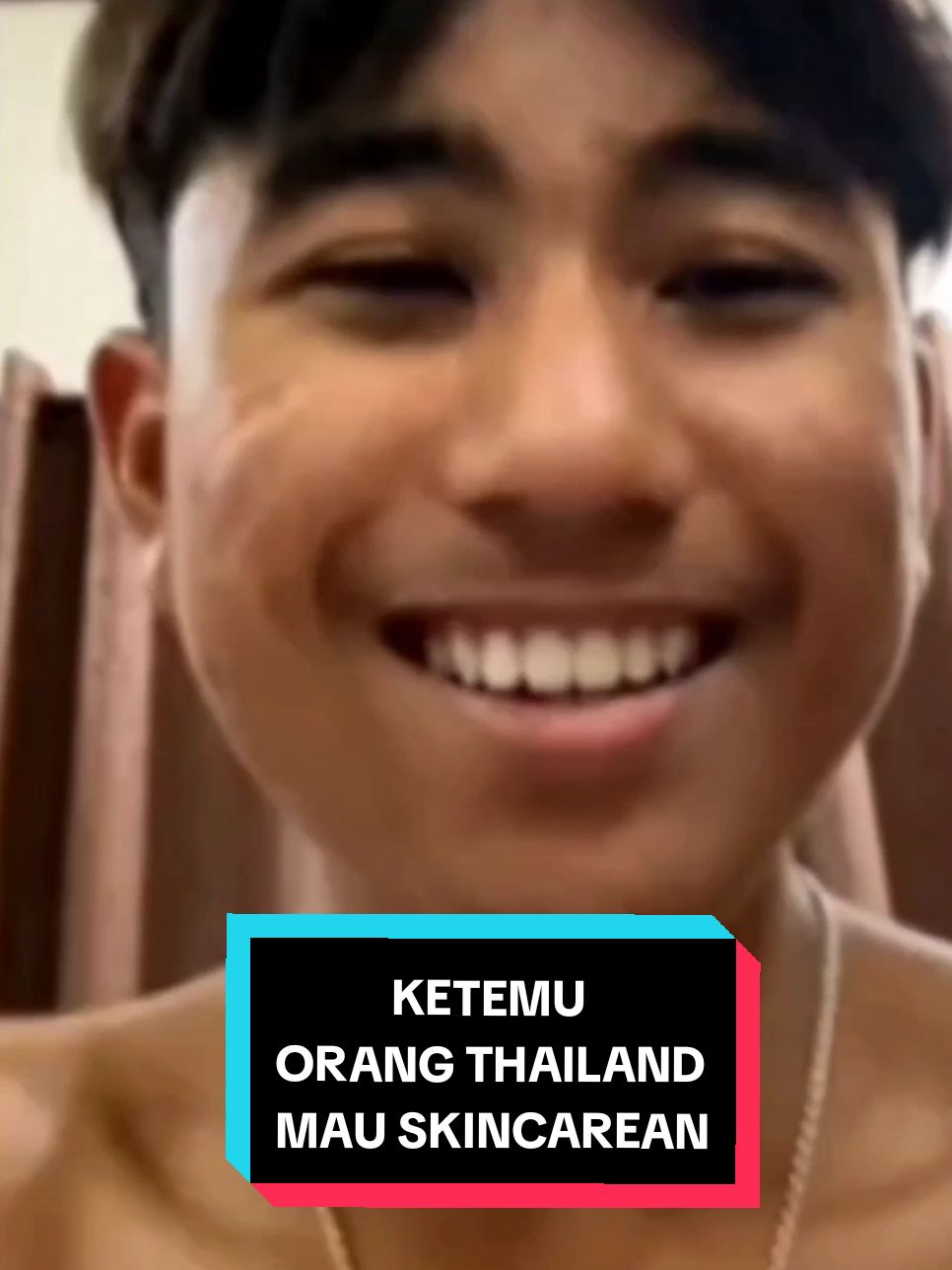 KETEMU ORANG THAILAND YANG MAU SKINCAREAN🗿👍 #short #meme #ome #tv #thailand #ometvindonesia #ometvprank #Meme #MemeCut #beranda #fypシ゚ #skibiditoilet #mewing 