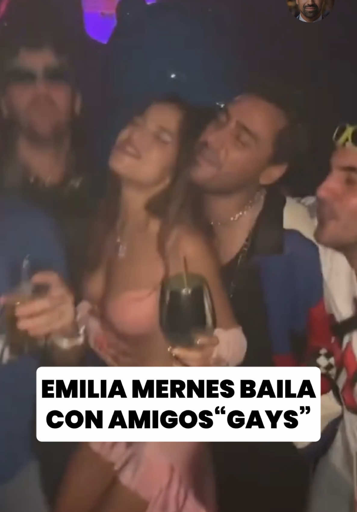 Tu novia sale con “amigos”