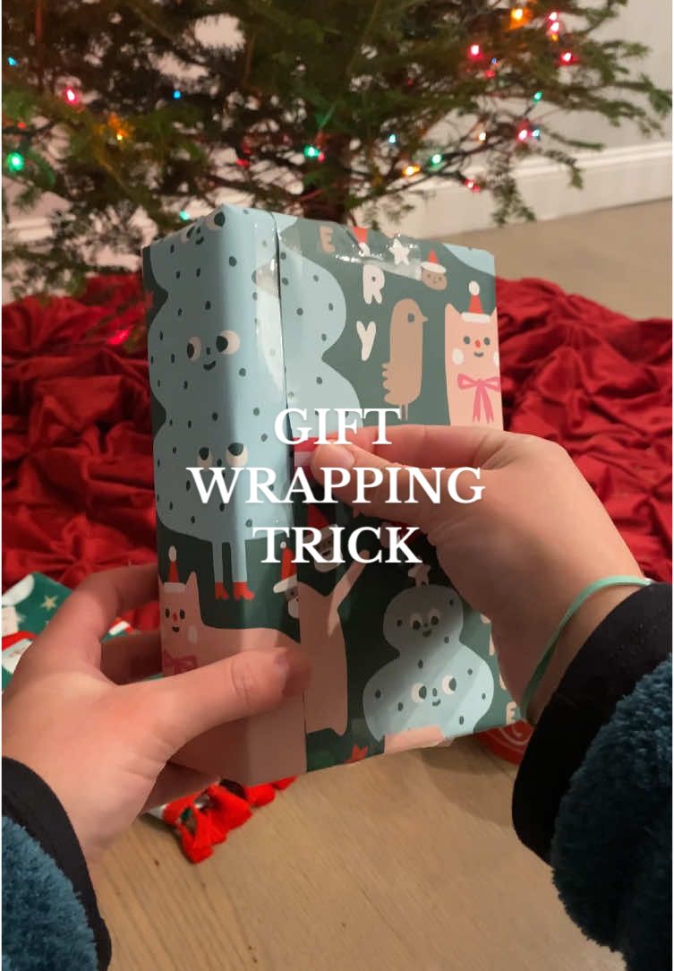 Use this trick for anyone in your life who may struggle with opening gifts this holiday season🎁 #giftwrapping #wrappingtutorial #wrappingpaper 