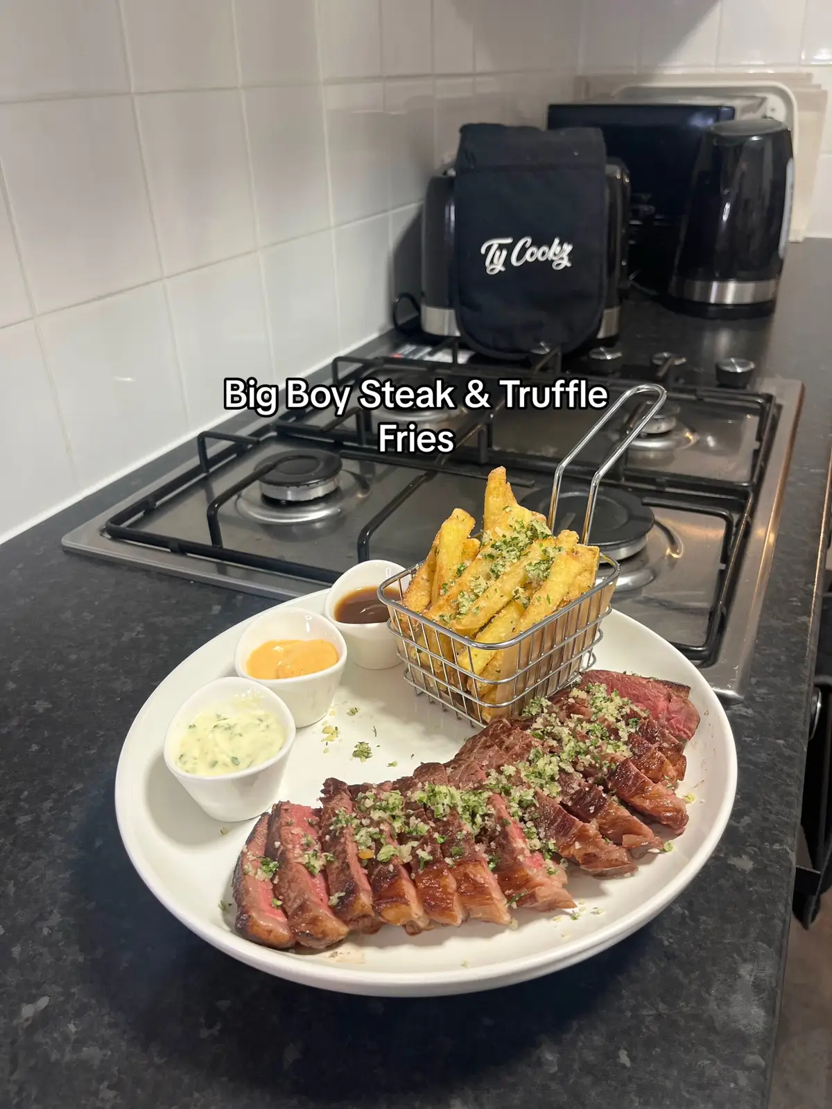 A Few Of Some Meals I Enjoyed Making Over The Weekend For My Foodies Out There. Some Recipes To Come Too  #food #Foodie #hungry #lunch #dinner #cocktail #mocktail #cocktails #mocktails #for #you #fyp #foru 