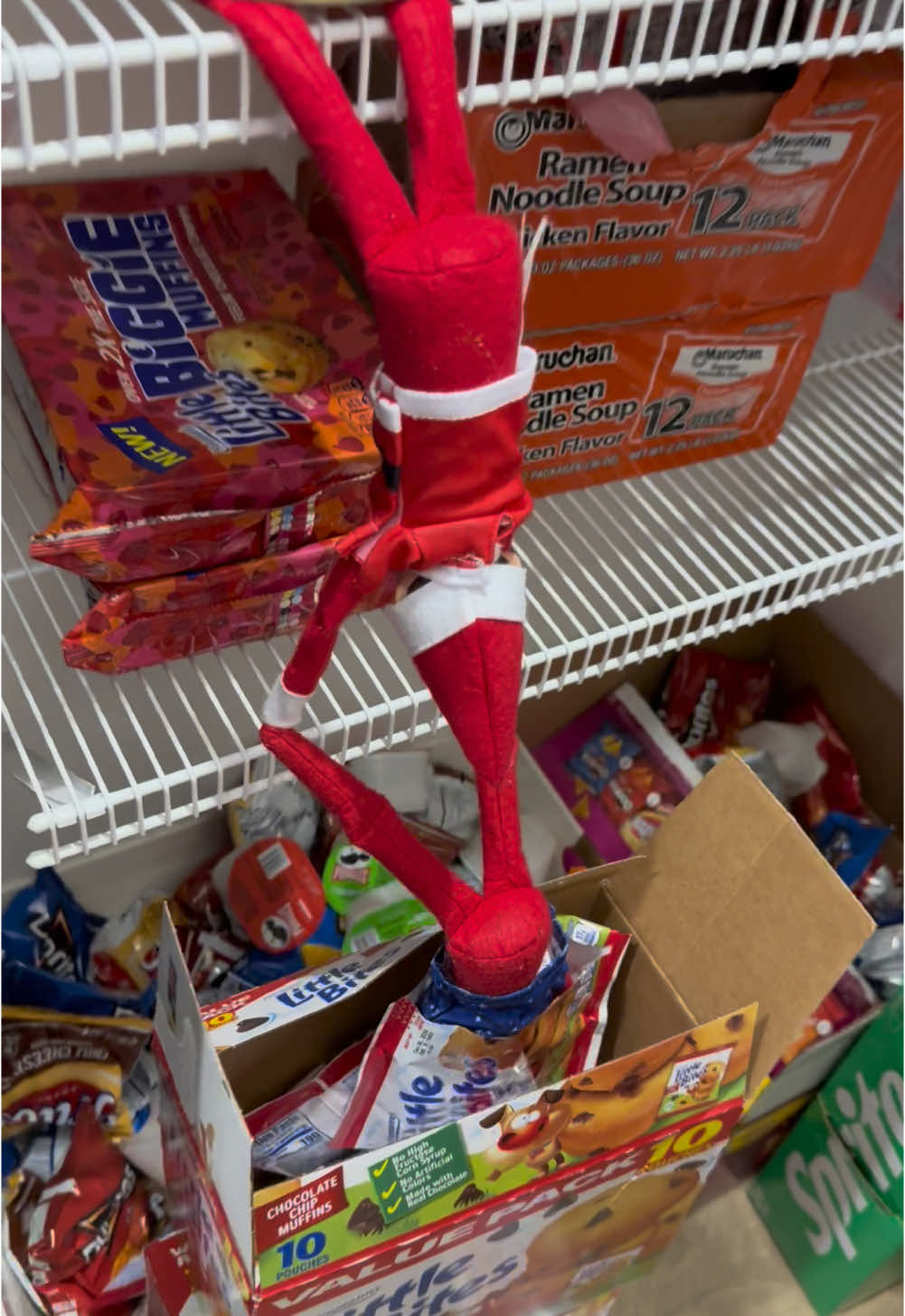 Elf on the shelf night 10 ❤️🎅🏼🎄 #vlogmas2024 #holidaytiktok #elfontheshelf #elfontheshelfideas #christmas #christmascountdown #boymom #momlife 
