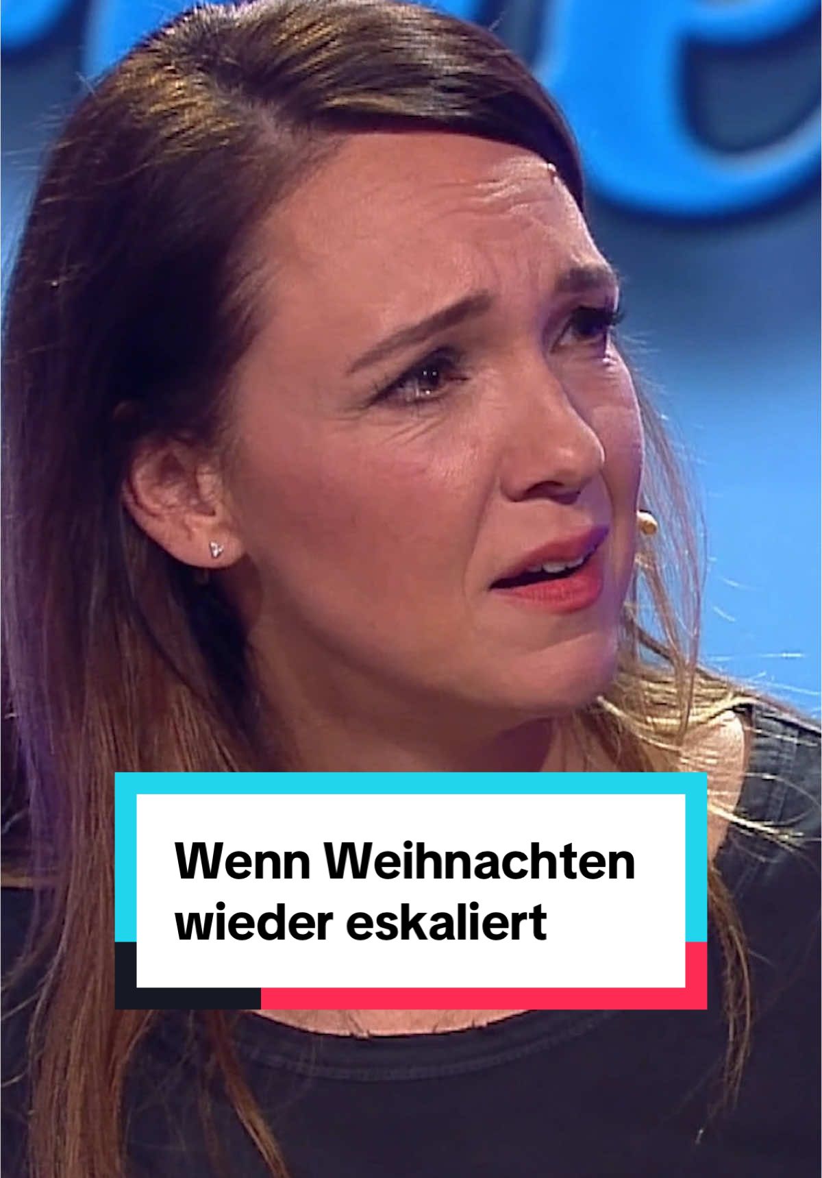 Was ist eure verrückteste Weihnachtsstory? @Wincent Weiss  #wincentweiss #carolinkebekus #standupcomedy #comedy #weihnachten #heiligabend #vorglühen 