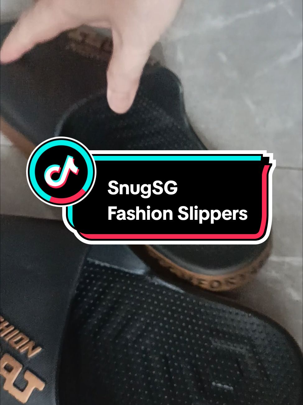 PREMIUM FASHION SPORT OUTDOOR INDOOR ANTI SLIP SLIDES SLIPPER #slippers #fashion #antislip #fyp #foryou #TikTokMadeMeBuyIt #rookiet #tiktokshoplifestyle #tiktokshopsgsale #tiktokshopsg #weeklywedrush #createtowin #tiktoksingapore #sgbrandweek 