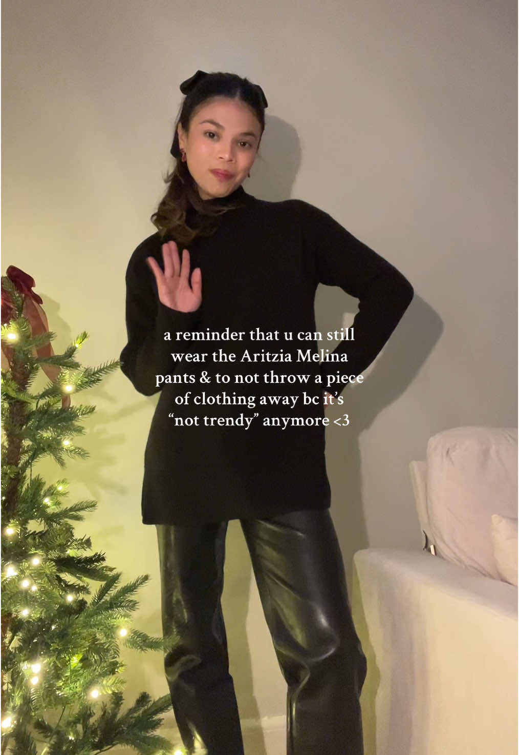 wearing the aritzia melina pants to the office today & wore them out this past weekend!! leather pants are so versatile and timeless imo #aritzia #aritziamelina #melinapant #OOTD #outfit #fashion #style 