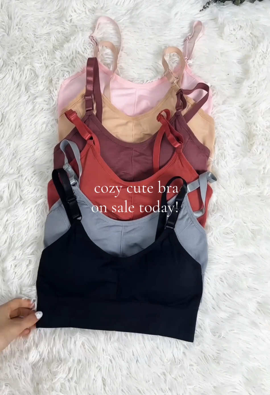 SO CUTE!!!had to collect all colors!!#shapewear #bra #sportbra #shapeweargirl #cute #sportwear #vibes #fyp #vibe #comfortable #cozy #cozyathome #TikTokShopHaul #spotlightfinds #christmas 