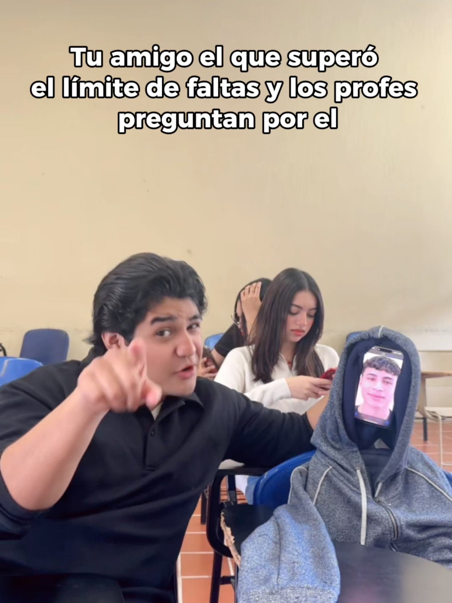 Pero si el nunca falta 🤐 #UAT#uni #escuela #amigos #fyp #maestros #amigos