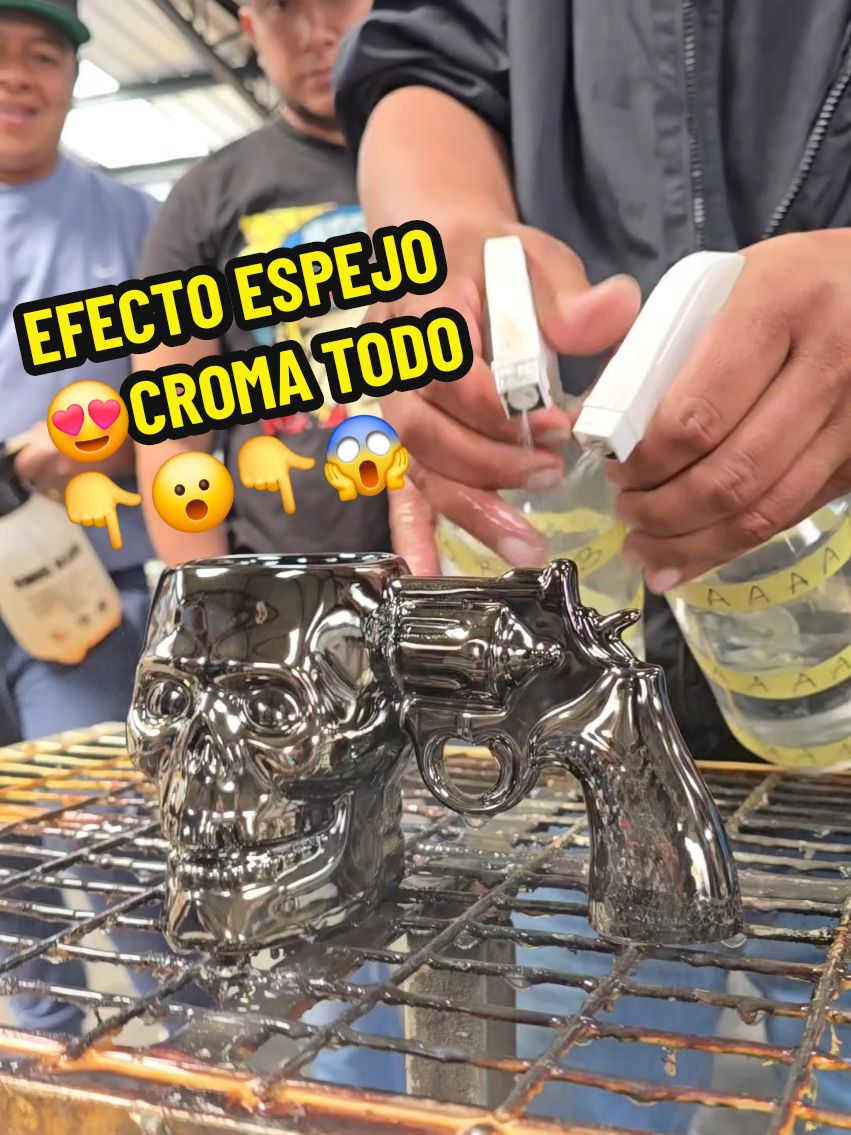 Efecto 😮espejo 😱 croma todo🎨 con la pintura automotriz 100% espejo para personalizar cualquier tipo de superficie sin usar maquinas #pintura #pinturas #efectos #personaliza #decoration #AprendeConTikTok #aprende #pinturaautomotriz #pinturaautomotiva #studytok #studywithme 