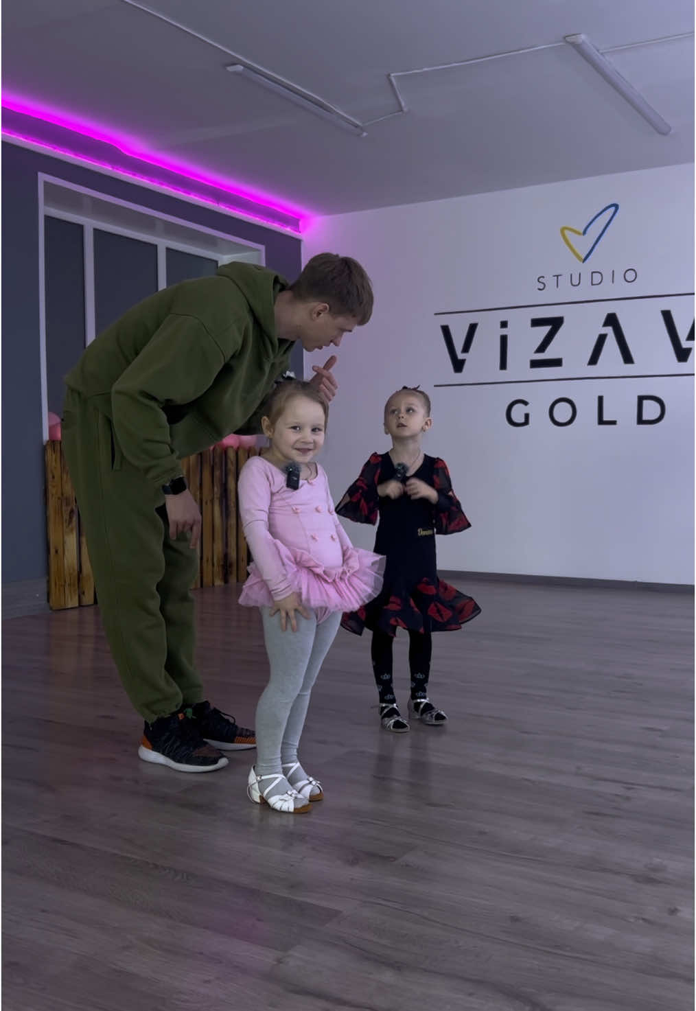 inst: vizavi_gold