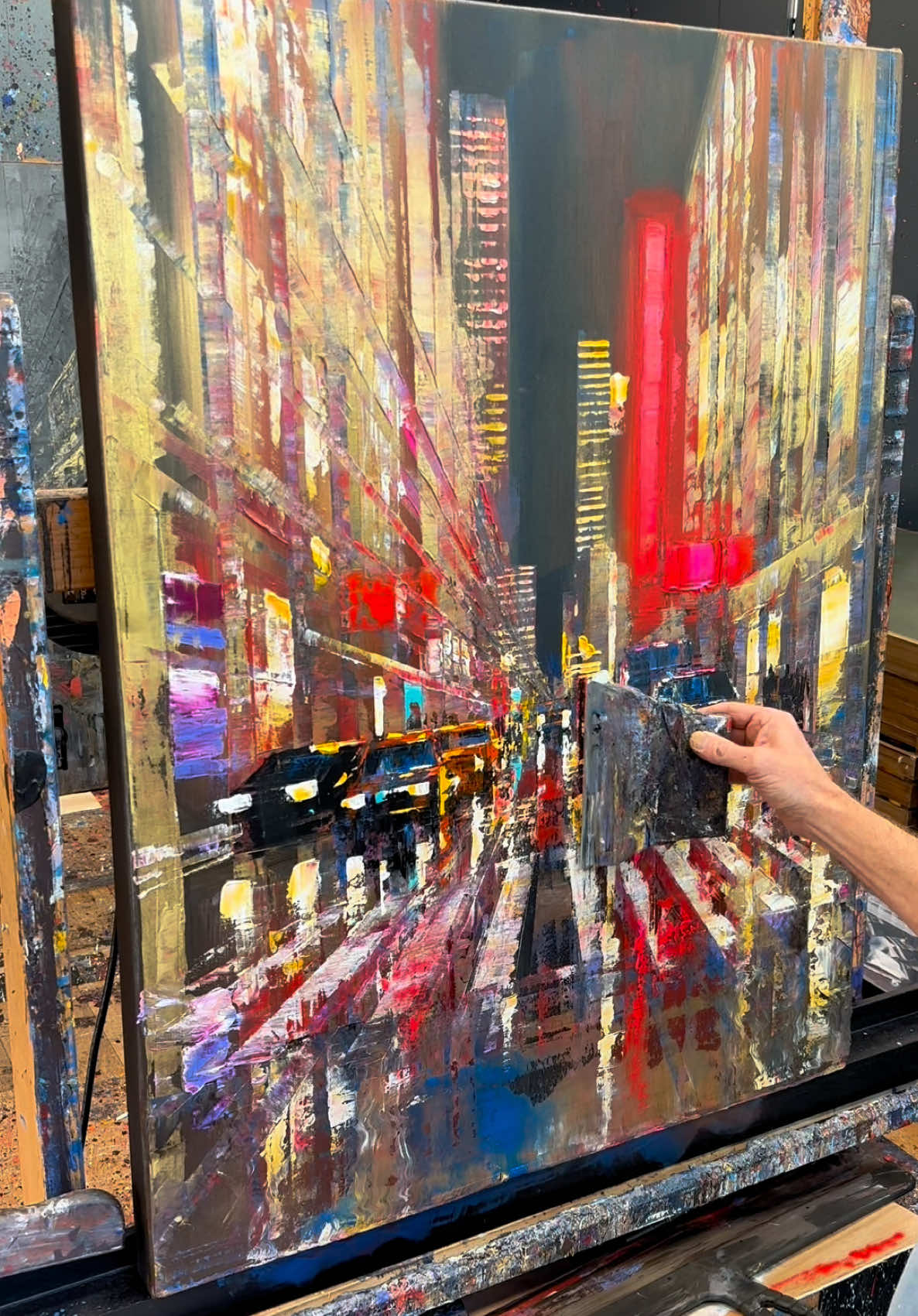 Radio City shining bright ✨🌃🎨#nycart #citypainting #art #artist #artistontiktok #artiktok #newyork #nyc #painting #painter #paintingdemo #artdemo #paintingprocess #oilpainting ##artistsoftiktok #fyp #foryou #paulkenton 