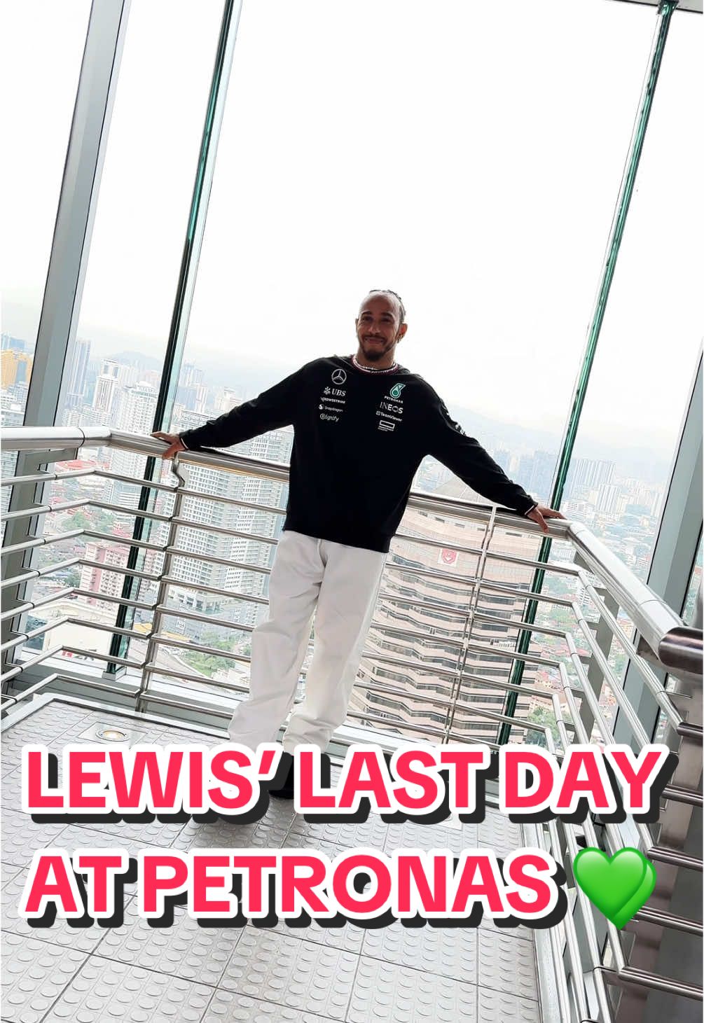 Lewis’ last day with PETRONAS 💚 #LewisHamilton #PETRONAS #F1 #Formula1 