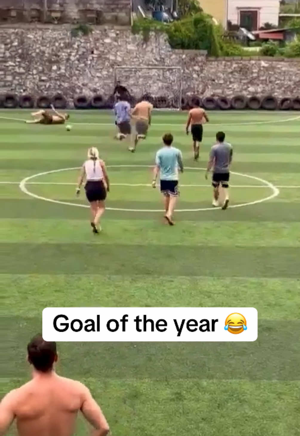 Give them the Puskas 😂👏 (via NunzioMarrazzo/X) #football #futbol #Soccer #goal #funny 