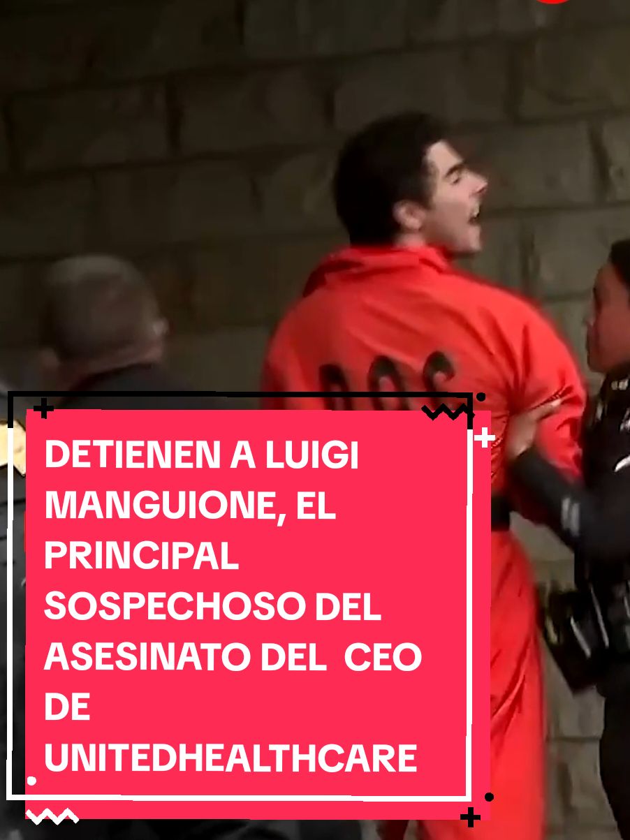 El presunto responsable de la muerte del CEO de UnitedHealthcare, Brian Thompson, mostró una combinación de planificación detallada y errores importantes en su ataque. ⁠ ⁠ Aunque logró escapar durante varios días, dejó un rastro de evidencias que finalmente lo identificaron. El sospechoso, Luigi Mangione, utilizó identidades falsas, se movió en anonimato pagando en efectivo y evitó ser detectado en los aeropuertos. ⁠ ⁠ Sin embargo, cometió errores graves, como mostrar su rostro en una cámara de seguridad y dejar evidencias físicas como una mochila con pistas. Mangione fue detenido después de ser reconocido en un restaurante en Pensilvania. ⁠ ⁠ #MilenioInforma #MilenioNoticias #Muerte #UnitedHealthcare #Investigación #Seguridad #crimen 