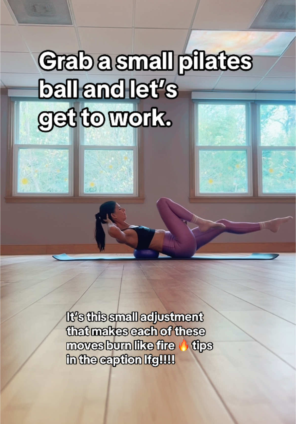 Sometimes the smallest additions make the biggest difference. Deep breathes tuck your belly in engage your core and your glutes dont tighten your neck. Fyi if dont have a ball you can do all of these without it. 8-10 reps lets f-goooooooo! #pilatesball #pilatesinstructor #pilateslovers #pilatesworkout #athomepilates #leggings #workoutmotivation #workoutathome #workoutwithme 