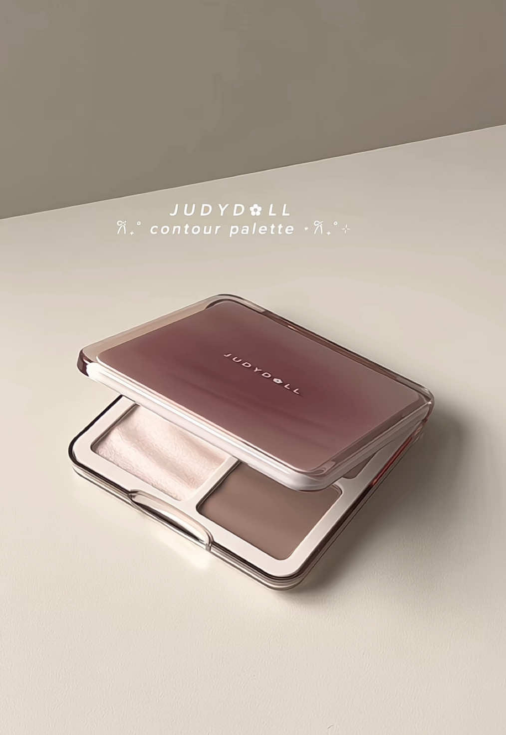 Perfect shades for natural look and easy to blend! Love the packaging too! 💓 #judydoll #judydollhighlight #highlightandcontour #palettemakeup #judydollcosmestic