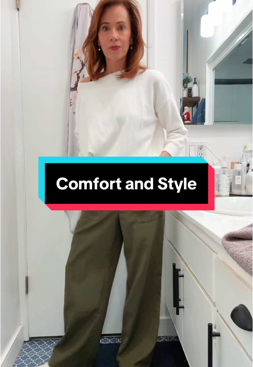 #creatorsearchinsights I love a #casualchicoutfit and these #corduroypants give me the #comfortandstyle I’m always looking for #TikTokShopFashion #tiktokshopholidayhaul 