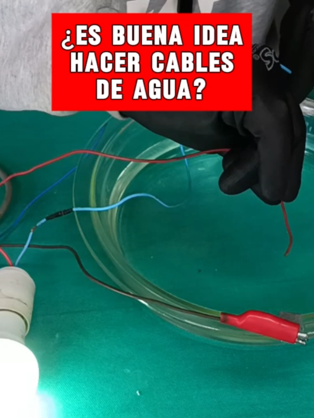 Cambié el COBRE de los Cables por Agua Y PASO ESTO!