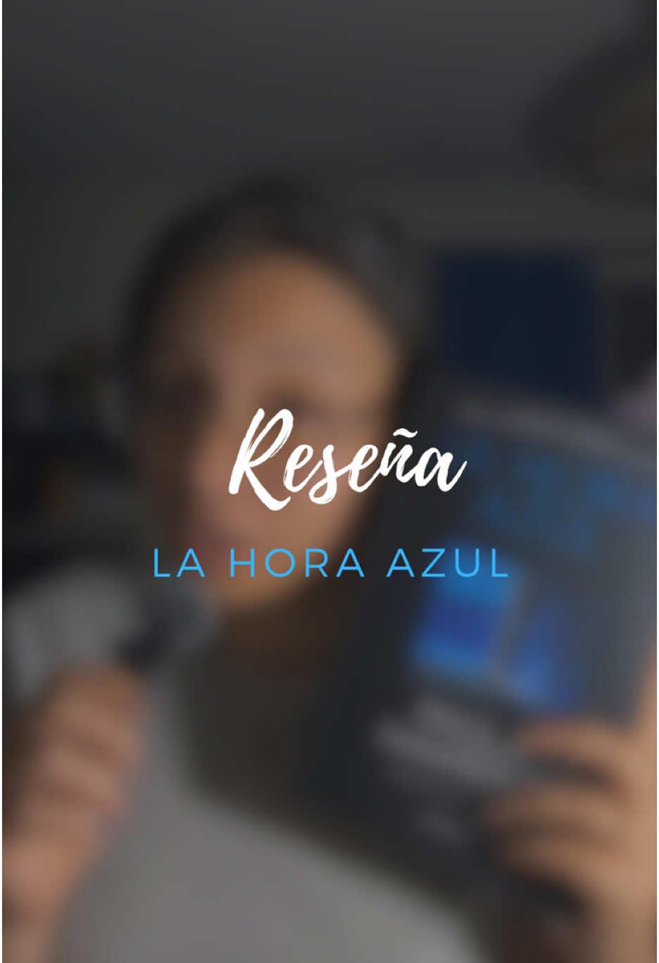 Les cuento un poco de lo que es “La hora azul” de Paula Hawkins y tambien algo de mi opinion! 🏷️ #bookstagram #booklover #bookstagramuruguay #uruguay #uruguaylee #lectoresuy #bookcommunity #bookrecommendations #BookTok #novelapolicial #novela #reading #haul #hauldelibros #lahoraazul #paulahawkins #thriller #libros #libroslibroslibros 