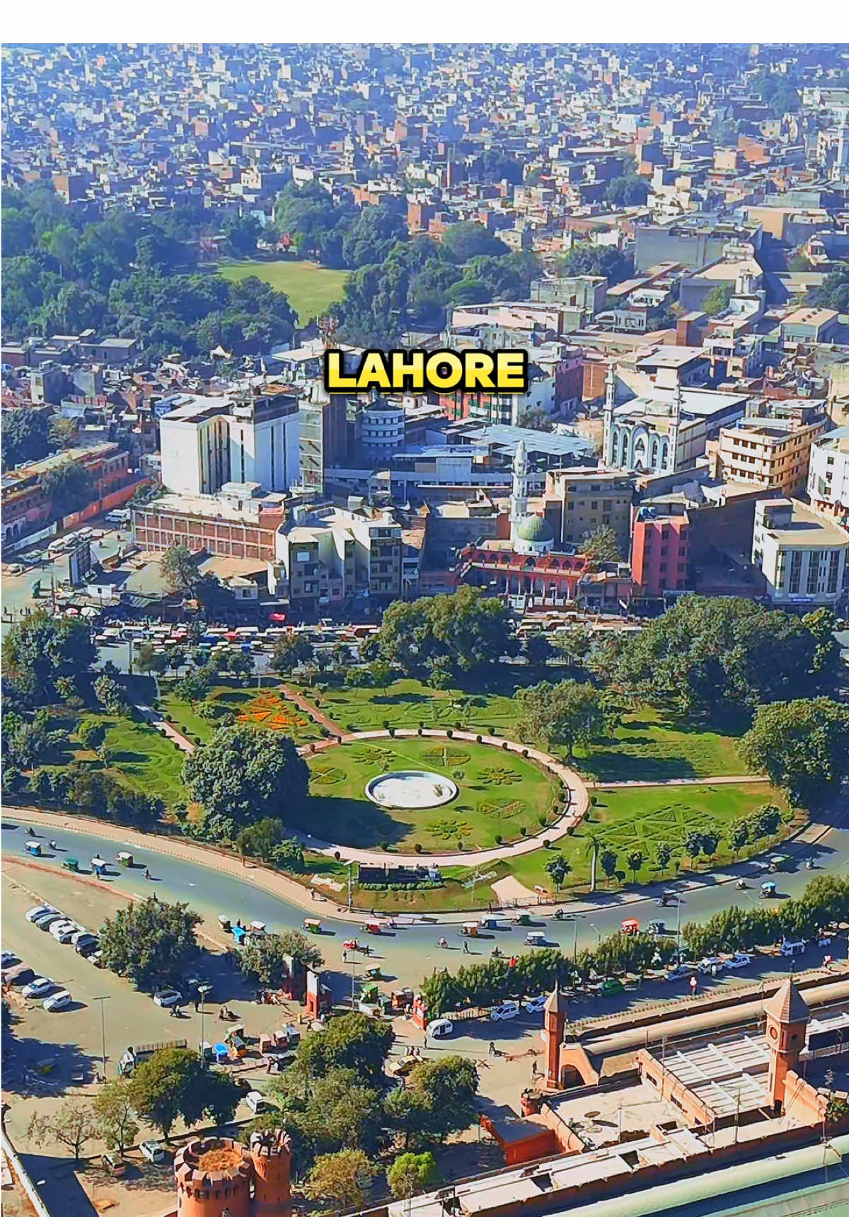 Guess this place? #lahore #punjab #pakistan🇵🇰 #foryoupage❤️❤️ #viralmyvideo 