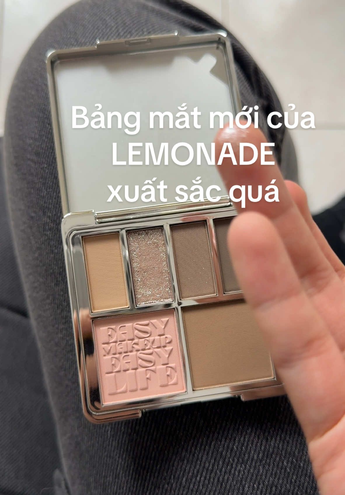 @Lemonade Cosmetics  ƠI ĐẸP QUÁAAAAAA!!!!!!!! Nghe nói có cả blush cushion trơi ơiiiiii em thikkkkkkk 