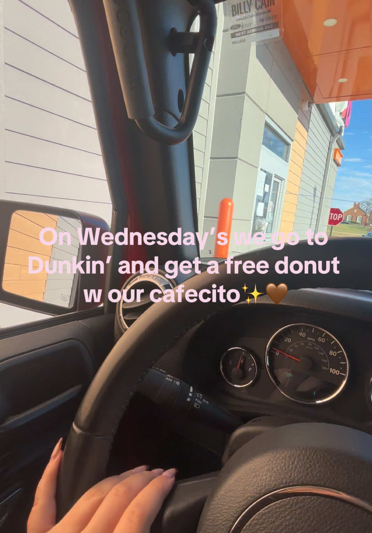 this is your sign to go to Dunkin✨🍩  #dunkin #momsrunondunkin #foryoupage #dunkindonuts #cookiebutter #MomsofTikTok #momlife #momtok #latinastiktok #latinamom #cafecito #freedonutwednesdays #dunkinrewards #dunkinrun #cookiebutterlatte #ditlofamom #paratii 