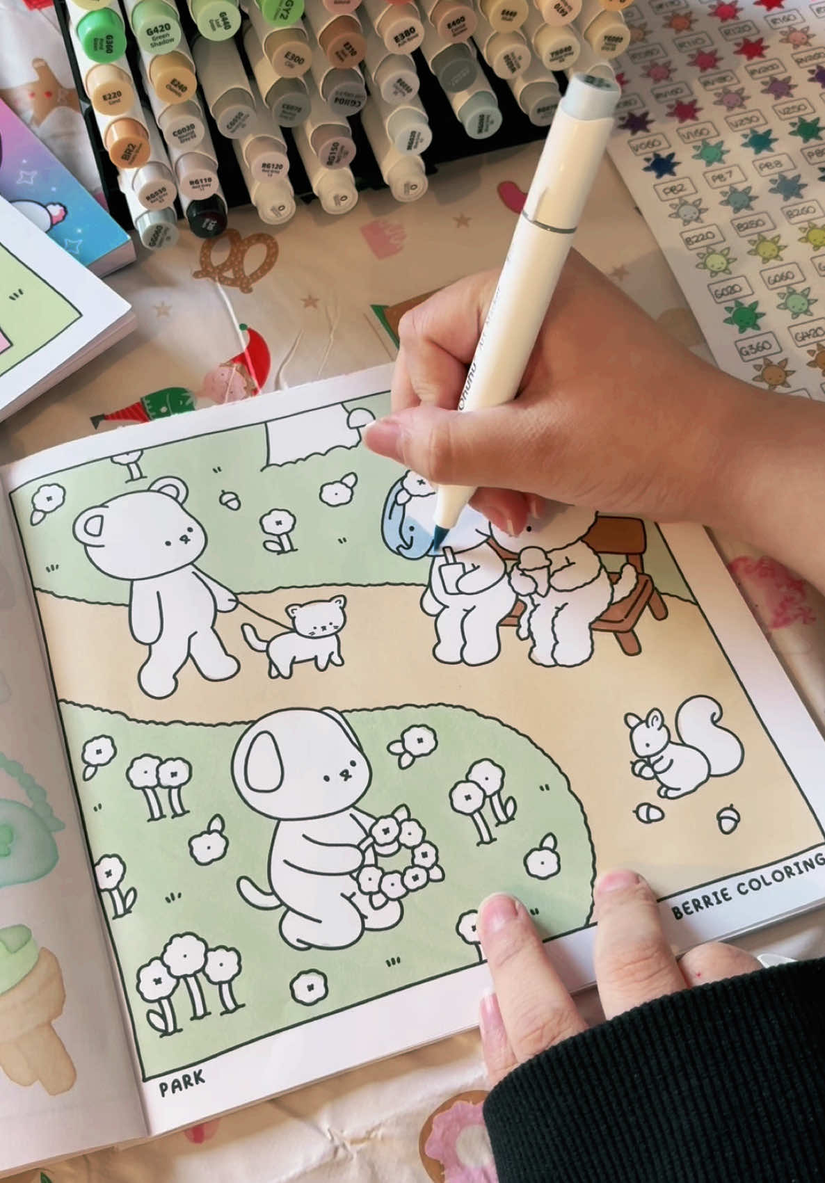spend a minute speed colouring with me! colouring book by @Berrie Coloring 🍓 and alcohol markers are @Ohuhuart #CapCut #ohuhumarkers #berriecoloring #speedup #timelapse #colouring #coloring 