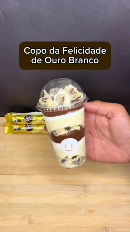 Vem aprender mais de 600 montagens no perfil 😍😍 ✅Facílimo de fazer ner?  👉🏼As receitas do vídeo são: 👉🏼Mousse de leite ninho do E-book Delivery Perfeito  👉🏼Recheio de leite ninho e Brigadeiro do E-book  mais de 50 recheios de sucesso ou do E-book Delivery Perfeito  ✅Essas receitas e todas as outras que utilizo no meu perfil, você encontra nos meus E-books que estão disponíveis no link da minha bio. No momento tenho 8 disponíveis 😍  E-book Delivery Perfeito  E-book + de 50 recheios de sucesso  E-book como montar seu delivery de doces  E-book Páscoa lucrativa  E-book de montagens  E-book de panetones  E-book 60 brigadeiros de sucesso  E-book Chocolates cremosos  Vem fazer parte das minhas alunas 😍 São mais de 5 mil que estão a todo vapor produzindo minhas receitas diariamente, veja meus destaques🤩 😍Além disso todos os dias trago montagens diferentes para você inovar ainda mais no cardápio e vender muito, valorizando seus produtos, no meu perfil tem mais de 500 vídeos de montagens diferentes com as receitas dos meus E-book😍  Além do e-book que facilita muito sua vida, você tem suporte comigo via WhatsApp para tirar dúvidas que surgir quando for fazer as receitas 😍 tem como ficar melhor?  Sim!!! Caso tenha atualizações de receitas mando para você também, sem custo né nenhum e o acesso é vitalício 🤩 Venha fazer todas as montagens do perfil, garanta seu melhor E-book com o melhor custo benefício possível e receitas deliciosas, pare de procurar receitas em lugares diferentes, somente com ele você consegue fazer tudo do meu perfil🥳🥳🥳🥳 Com meus E-books você vai conseguir fazer: Bolos  Vulcões  Slices  Pop cakes  Fatias  Brigadeiros  Copudins  Copos da felicidade  Churros  Chocolates cremosos  Recheios  Pudins  Explosões  Caldas  Taças  Brownies  Comes Gourmets  E muito mais 😍 Caso queira algum E-book , comenta “Eu quero” que mando os detalhes no DIRECT ✅✅ ✅Ah e não esqueça de me ajudar seguindo viu? 🤩😍 #doceria #confeitaria #bolo #vulcao #caseirinho #bolos #boloscaseiros #bolovulcao