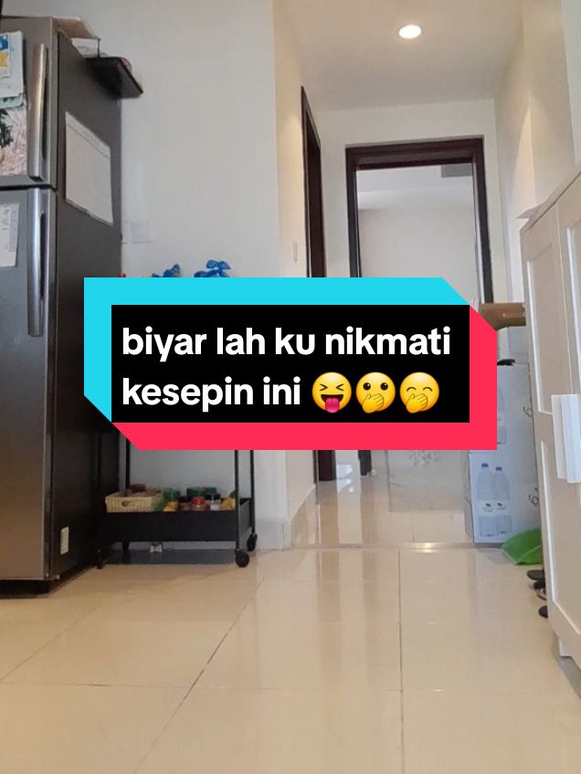 Biyarlah kunik mati kesepian ini 😝😢😔🥹#fypシ゚viral  #assalamualaikum🙏🏻 