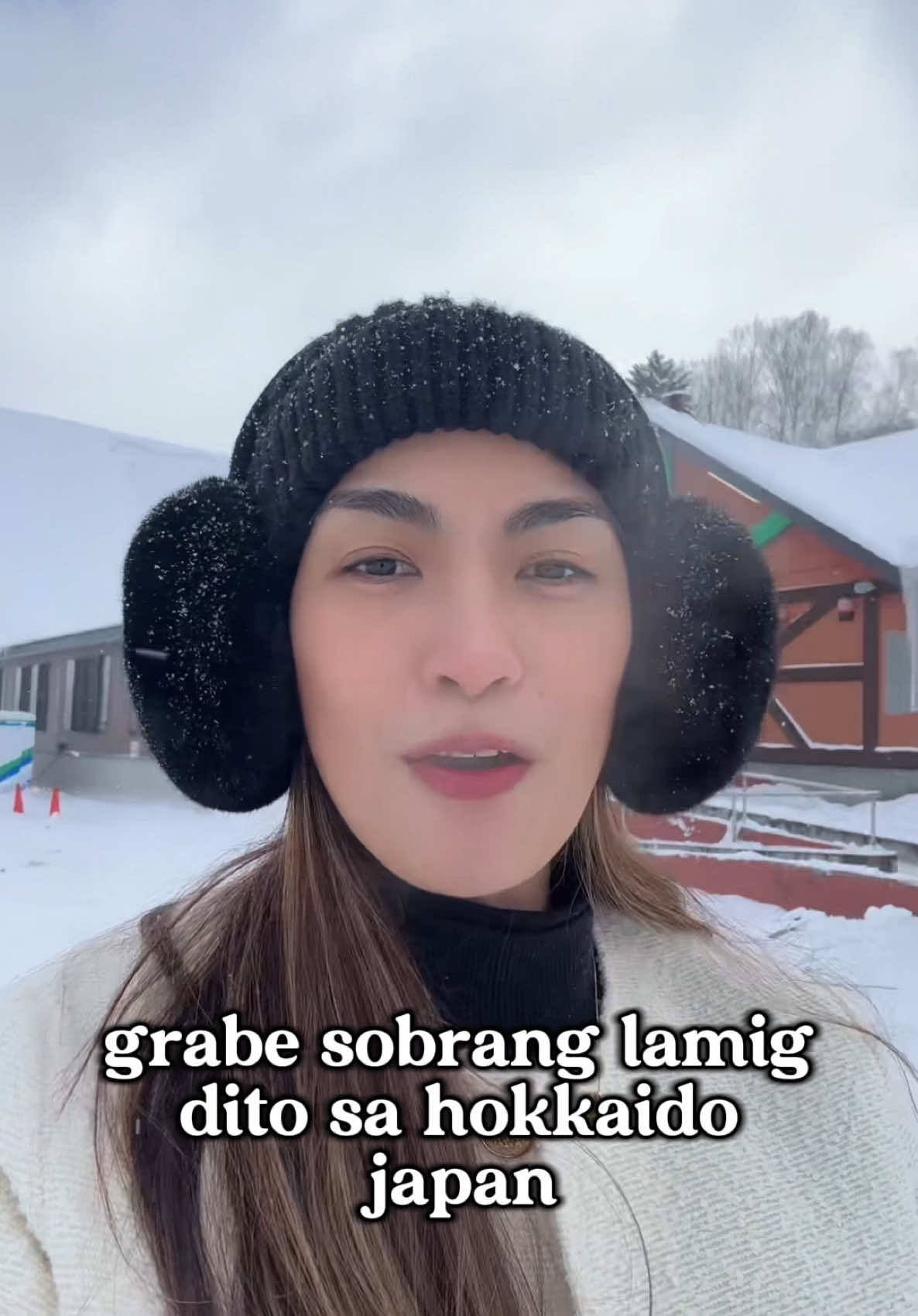 Sobrang lamig sa Hokkaido!❄️ Buti na lang kahit malamig hindi nagffreeze ang kita sa digital business ko 😍🥰 pampainit sa malamig na panahon 🔥 #digitalbusiness  #LouisseAbayan  #LABusinessCommunity 