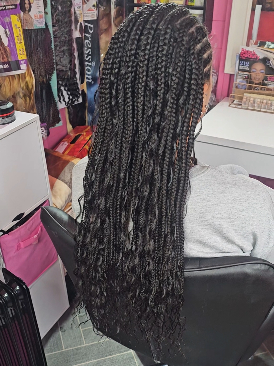 Fulani Braids💖 #foryou #Wales #Newport #kinkyhair #viral #haircut #hairgoals #goddessbraids #hairsalon #bohobraids #hairstyle #braids #nautralhair 