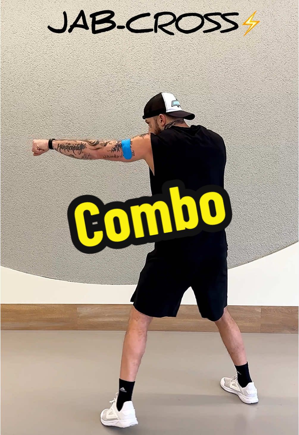 Shadow boxing - Combination drills 🥊 #boxing #shadowboxing #boxingdrills #boxingcombo #boxingtraining 