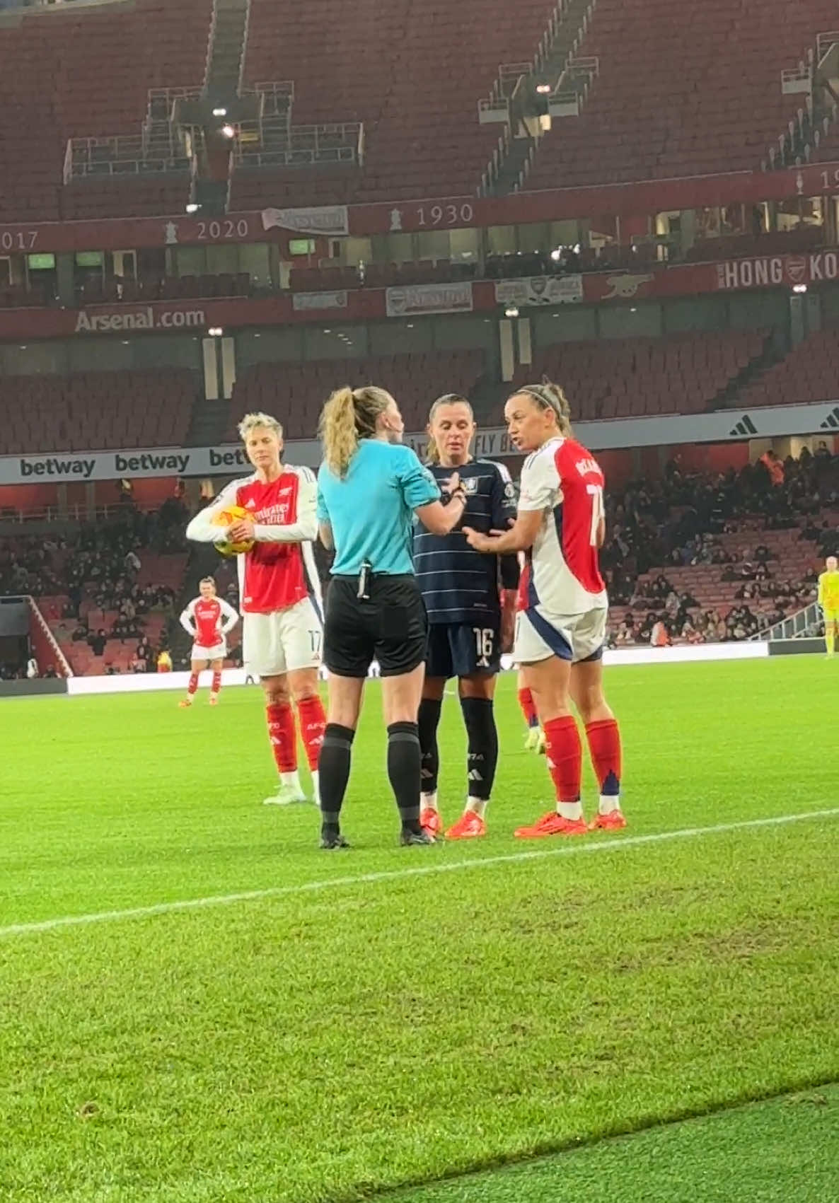 Katie Mccabe doing Katie Mccard stuff  - - - - #foryoupage #fyp #tiktok #trending #CapCut #arsenal #arsenalwomen #afc #wsl #emirates #matchday #arsenalwomens #lottewubbenmoy #WomensFootball #northlondon #arsenalfans #awfc #woso #wosoedit #bethmead #leahwilliamson #russo #alessiarusso #foryou #londonderby #northlondon #katiemccabe #caitlinfoord #uefa #football #cooneycross #kyracooneycross  @Arsenal Women 