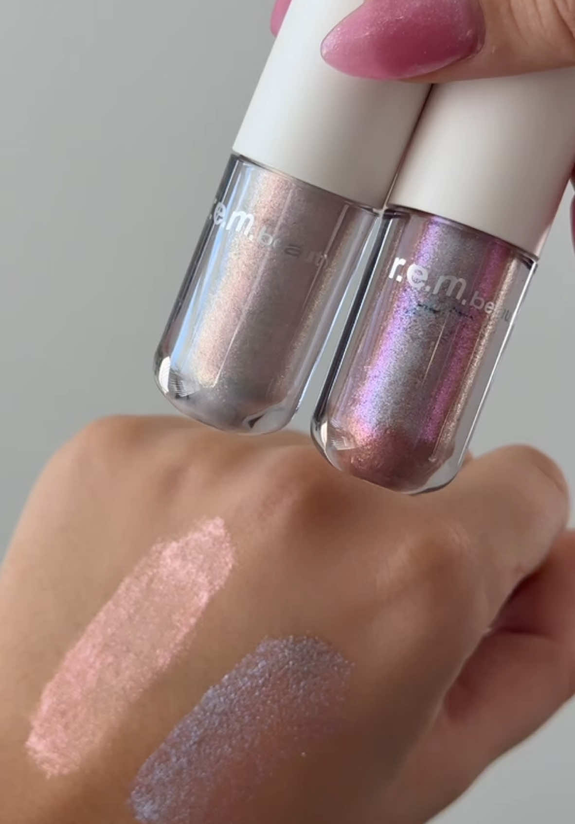 shop our liquid eyeshadows for only $10 until 12.16! ♡