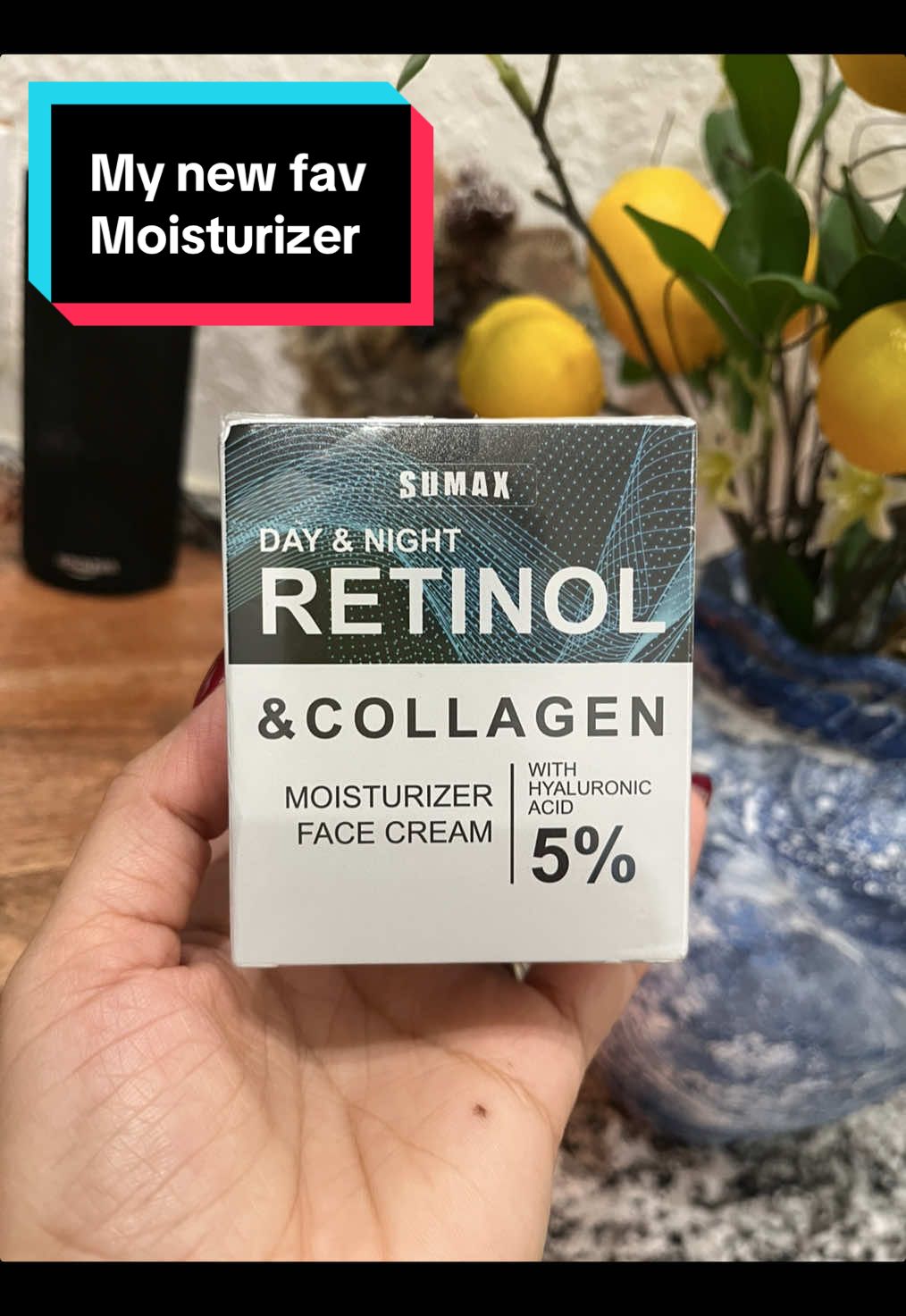 Day & night face moisturizer! It contains 3 amazing ingredients retinol, collagen and 5% hyaluromic acid. #retinol #retinolskincare #collagen #facemoisturizer #TikTokShop #TikTokBeauty #beauty #skincare #tiktokfinds 