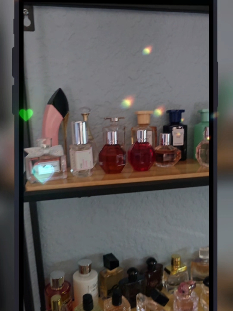 🎀Mini Fragrance Collection 🎀  #fragrances #fragrancetok #fragrancetiktok #fyp #Jennreviews #diorbeauty #dolcegabbana #chloe #viktorandrolf #gucci #yslbeauty #valentinobeauty #giorgioarmani #maisonmargielaonmargiela #kayali #juliettehasagunparfum #MARCJACOBS #carolinaherrera #NEST #philosophy 