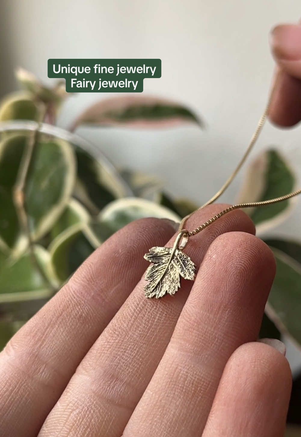 Making you unqiue jewelry that looks like a fairy made it .∙༓ ｡⊹ - unique fine jewelry - nature inspired jewelry - fairy jewelry that is fine jewelry and unique jewelry #jewelrytok #finejewelry #uniquejewelry #jewelrytiktok #jewellerytok #jewelrycharms #goldjewellery #fairyjewelry 