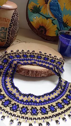 tejidos artesanales en mostacilla checa ✨  #bisuteria #accesoriosmujer #artesanias 