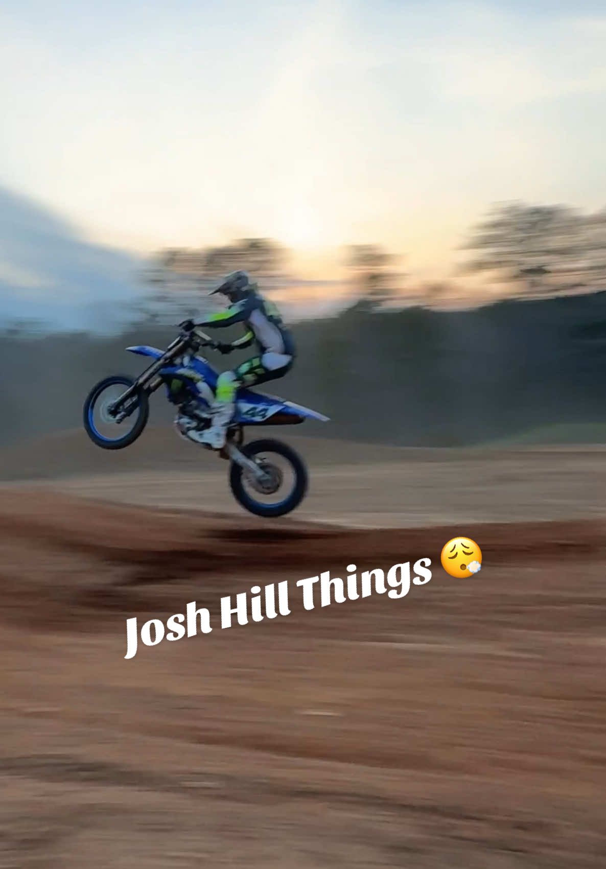 This freaking guy 🤦🏻‍♂️ Makes it look way too easy !! Josh Hill Things 