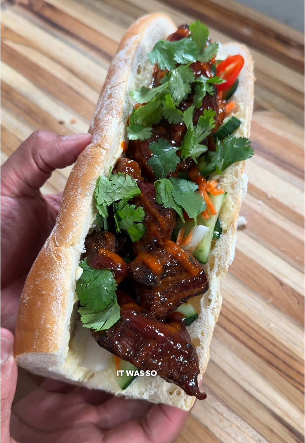 Obsessed with my East Oak Smoker AND these Pork Belly Burnt End Bahn Mi’s ! 🙌 The perfect holiday gift for anyone in your life who loves to cook! 🍖🤍  Inspo: @Nick Nesgoda  #EasyGrillEO #eastoaksmoker #eastoakliving @East Oak Patio Store 