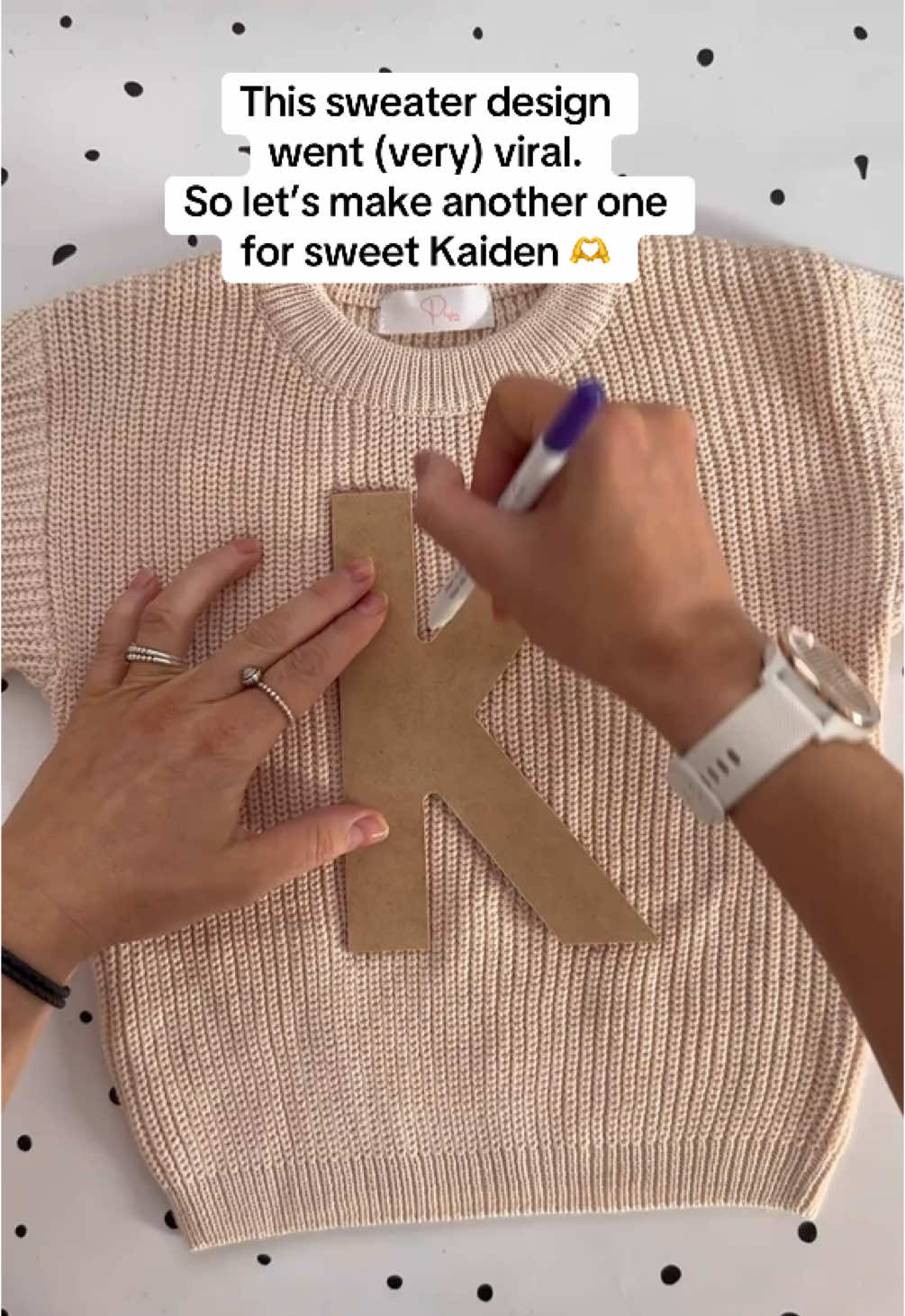 And now i teach yarn embroidery all around the world!! How lucky I am to call this my full time job! Thankyou so much for being here!! Our embroidery DIY Kits are currently being restocked and ready to purchase from Jan 6th! You guys have LOVED learning how to make a floral initial from our beginner friendly video tutorials! We are here to guide you along the way 😍😍 We ship worldwide! In fact we MOSTLY ship worldwide!  Soooo unlock a new obsession today!! Renee  #learnembroidery #embroideredsweater #yarnstitching #yarn #acrylicyarn #cottonyarn #handstitched #personalisedsweater #mumandbub